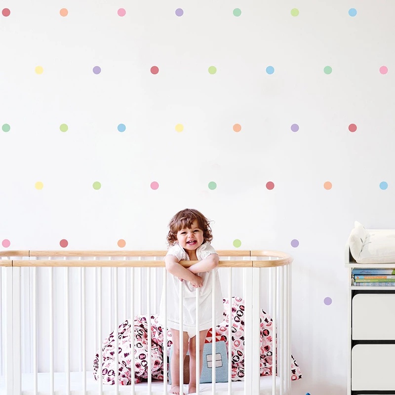 pegatinas de pared para habitación infantil y bebé Kair 132 pegatinas de pared con lunares de colores 